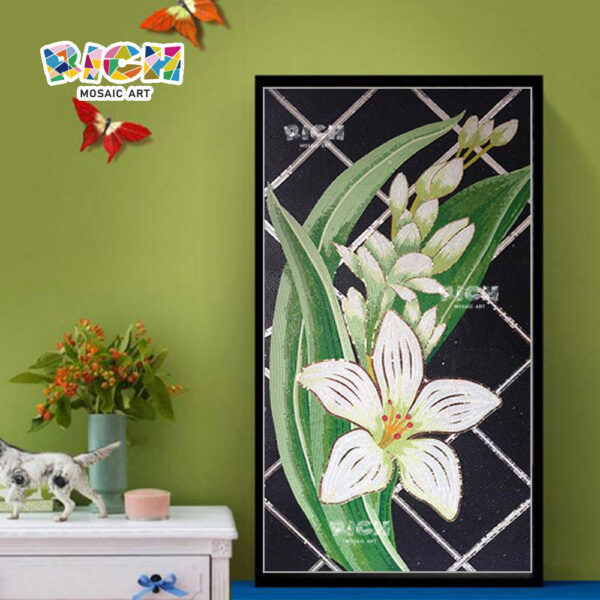 RM-FL31 άσπρο εργοστάσιο mural τέχνης μωσαϊτών λουλουδιών κρίνων